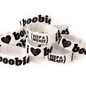 NEW Authentic i love Boobies Set of 2 Wht/Blk OS